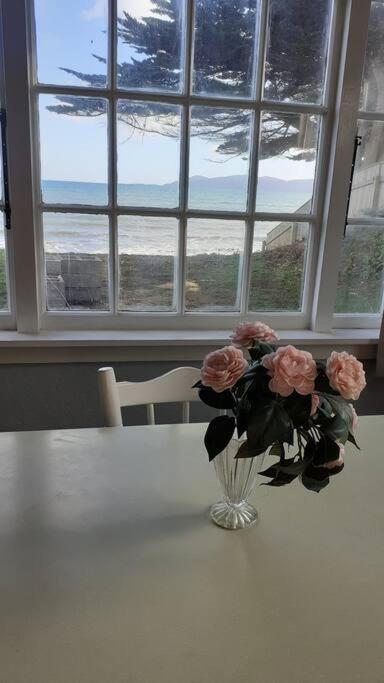 Beachfront Bliss Paraparaumu Buitenkant foto