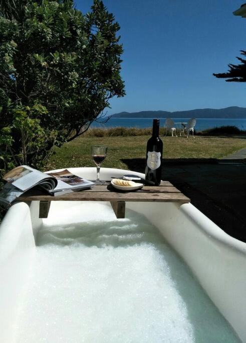 Beachfront Bliss Paraparaumu Buitenkant foto